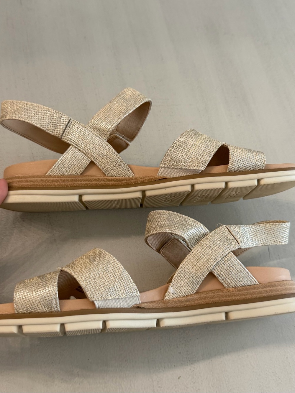 Dr. Scholl’s Women’s Timeless Fun Tan & Brown Strappy Canvas Sandals Sz 10 GUC - Picture 7 of 11